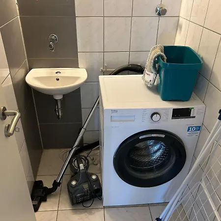 Apartment Monteurswohnung - - 6 Personen *